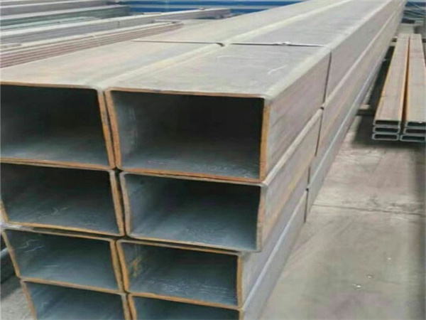 桂阳Q355B<font style='color:red'>无缝方管</font>大厂出货